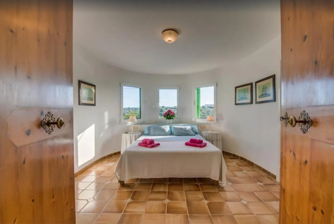 Villa Algueret Portopetro 0*,
