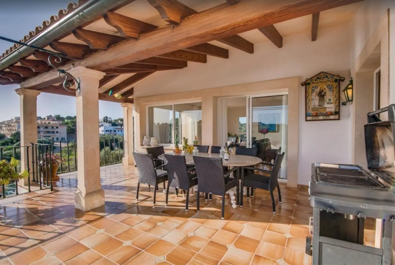 Villa Algueret Portopetro España
