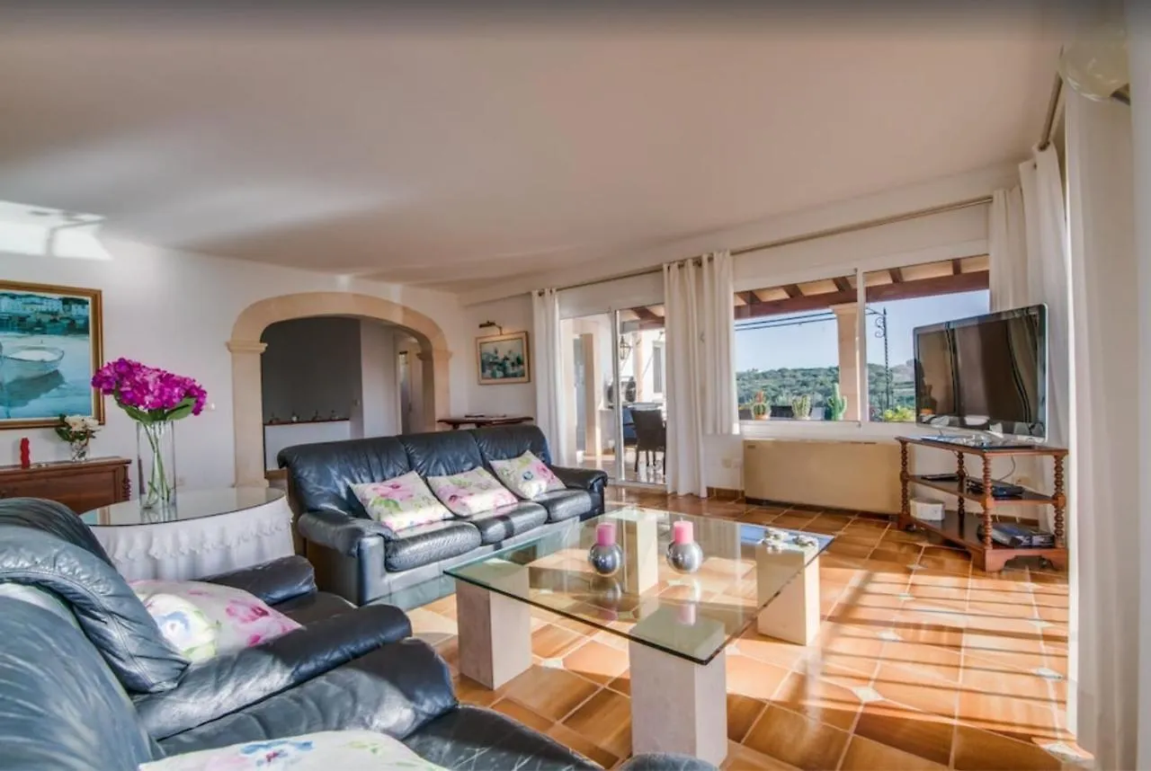 Villa Algueret Portopetro 0*,  España